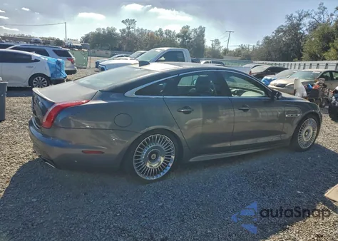 2016 Jaguar Xj z USA, uszkodzony, nr VIN SAJWA1C74G8V96443